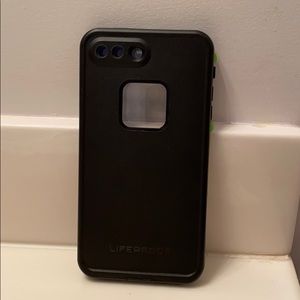 iPhone 8+ Lifeproof Phone Case